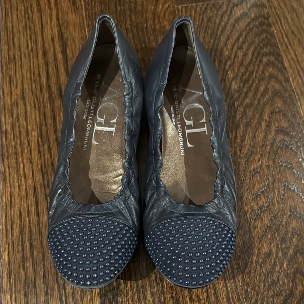 AGL leather  Black flats size 7.5